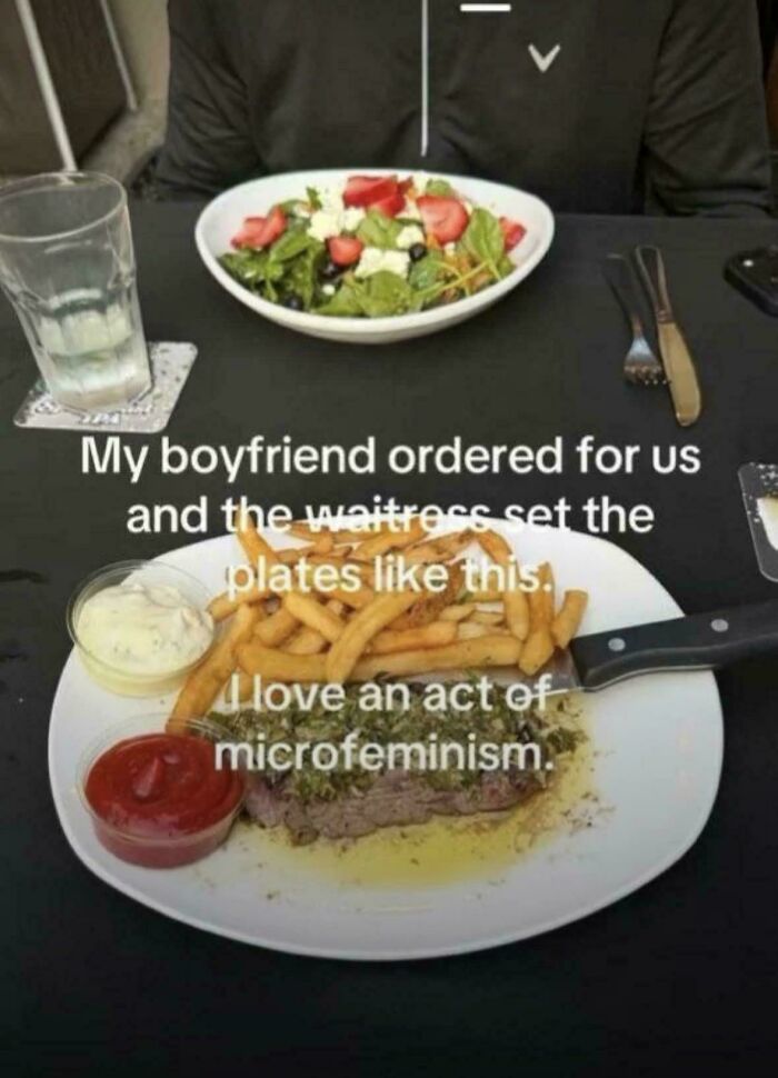 “And Then Everyone Clapped”: 69 Embarrassing Lies People Spotted On The Internet (New Pics)