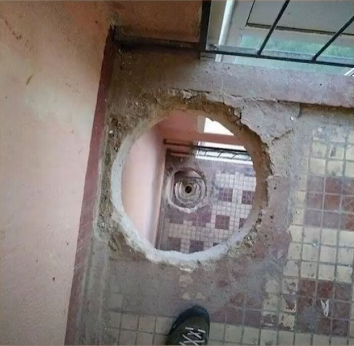 118 Unhinged Images That Made People Go “Hmmm”