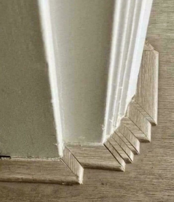 118 Unhinged Images That Made People Go “Hmmm”
