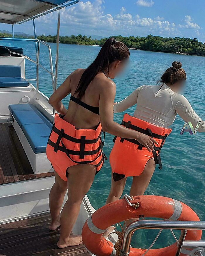 118 Unhinged Images That Made People Go “Hmmm”