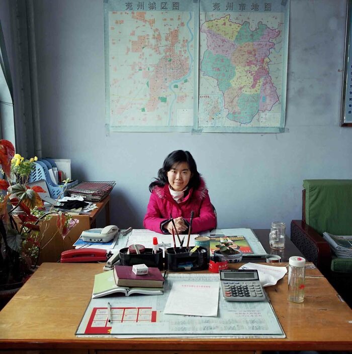 This Photographer’s Project Documented The People And Offices Behind Bureaucracy Around The World (15 Pics) This Photographer’s Project Documented The People And Offices Behind Bureaucracy Around The World (15 Pics)