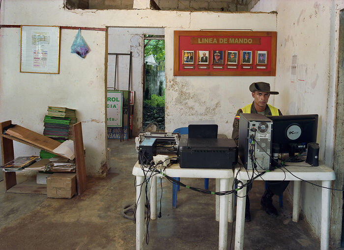 This Photographer’s Project Documented The People And Offices Behind Bureaucracy Around The World (15 Pics) This Photographer’s Project Documented The People And Offices Behind Bureaucracy Around The World (15 Pics)