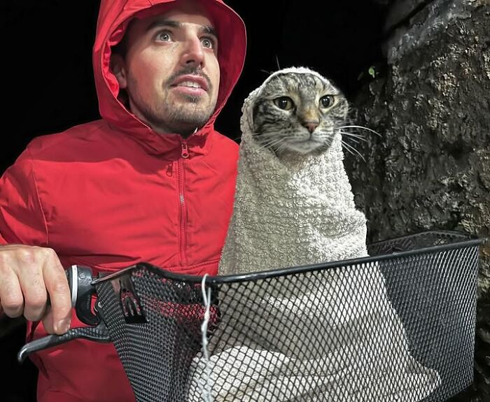 This Owner Brings His Cat Everywhere And They Go On All Kinds Of Crazy Adventures Together (33 New Pics)