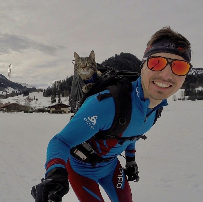 This Owner Brings His Cat Everywhere And They Go On All Kinds Of Crazy Adventures Together (33 New Pics)