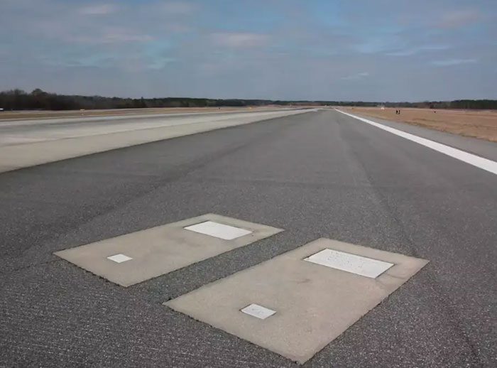 This Airport Was Built Around Two Graves, And The Couple Buried There Has Quite A Story This Airport Was Built Around Two Graves, And The Couple Buried There Has Quite A Story
