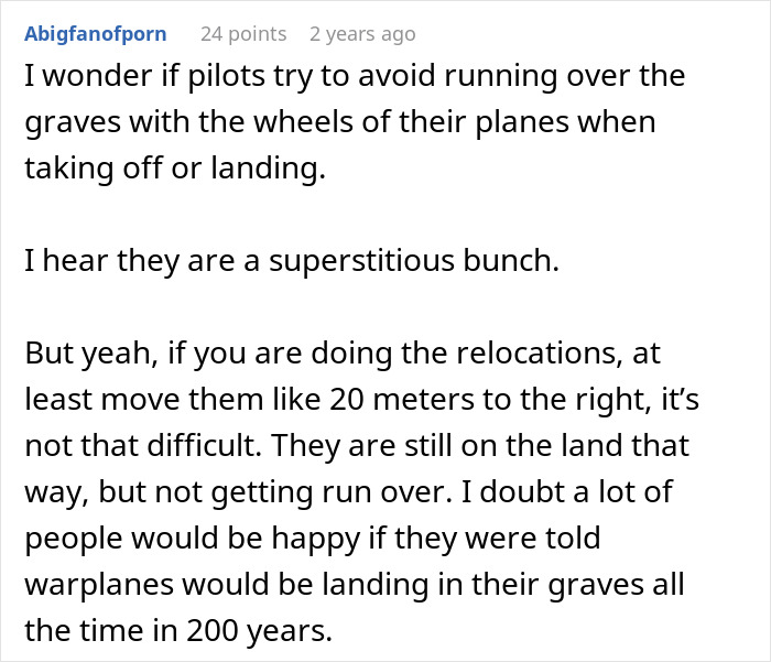 This Airport Was Built Around Two Graves, And The Couple Buried There Has Quite A Story This Airport Was Built Around Two Graves, And The Couple Buried There Has Quite A Story