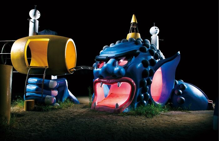 30 Surreal Japanese Playgrounds At Night That Look Like Scenes From Another World By Fujio Kito