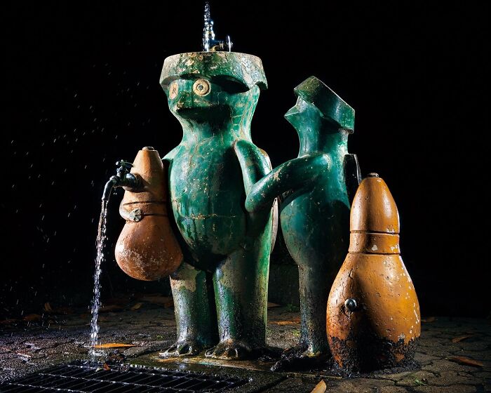 30 Surreal Japanese Playgrounds At Night That Look Like Scenes From Another World By Fujio Kito