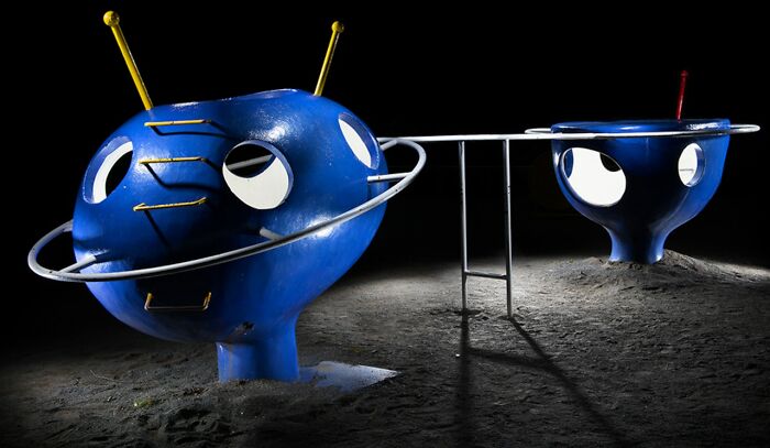 30 Surreal Japanese Playgrounds At Night That Look Like Scenes From Another World By Fujio Kito
