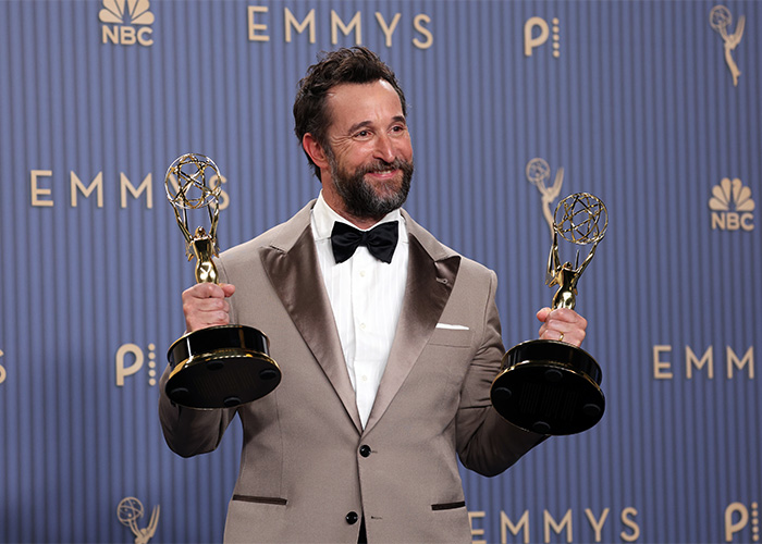 ‘The Pitt’ Star Noah Wyle Hit With Turkey Procedure Rumors, Reignites Furious Backlash After Emmy Win
