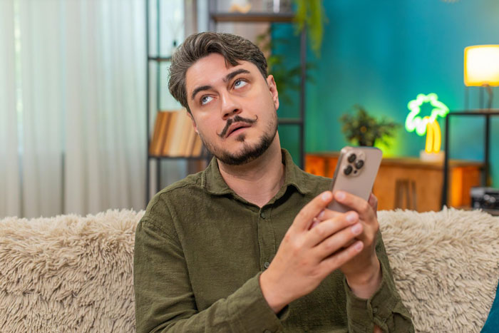 Guy Gets Petty Revenge On Woman Who Gave Out His Number To Avoid Spam Calls For A Decade