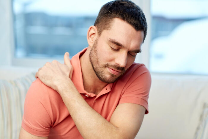 Medical Professionals Reveal The Serious Issues They Treated That Started Seeming So Innocent