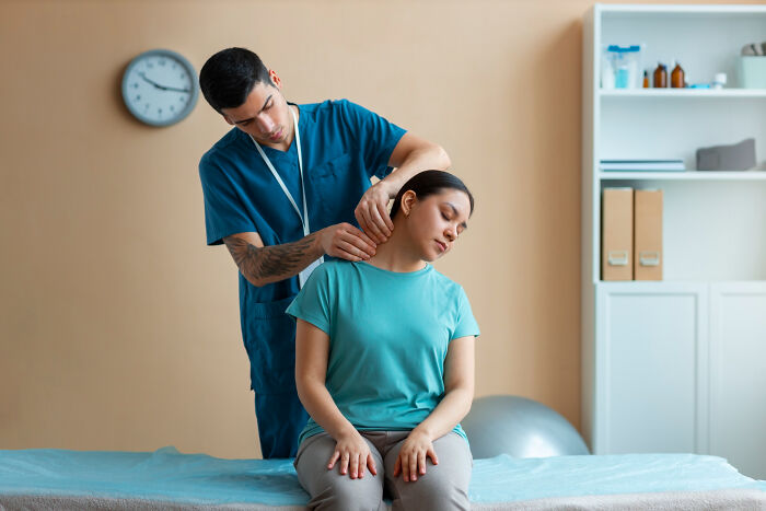 Medical Professionals Reveal The Serious Issues They Treated That Started Seeming So Innocent