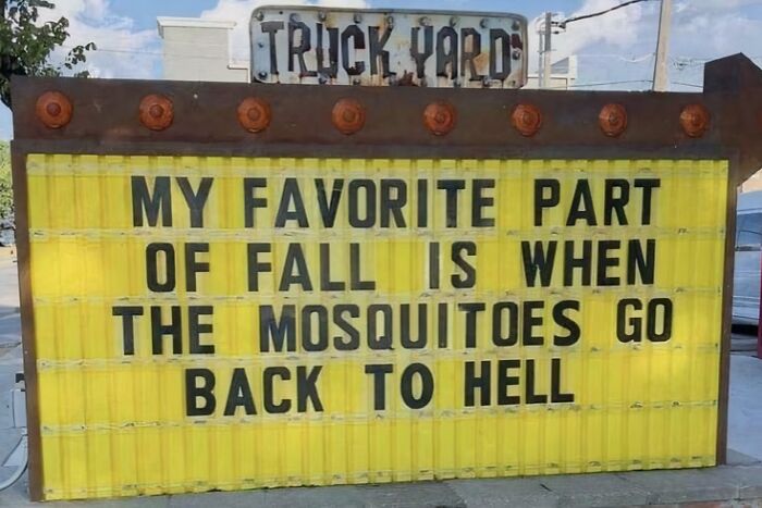 89 Chaotic Signs Spotted In The Wild That Made People Question Reality 89 Chaotic Signs Spotted In The Wild That Made People Question Reality