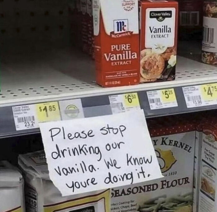 89 Chaotic Signs Spotted In The Wild That Made People Question Reality 89 Chaotic Signs Spotted In The Wild That Made People Question Reality