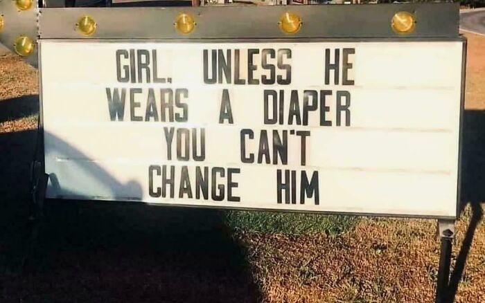 89 Chaotic Signs Spotted In The Wild That Made People Question Reality 89 Chaotic Signs Spotted In The Wild That Made People Question Reality
