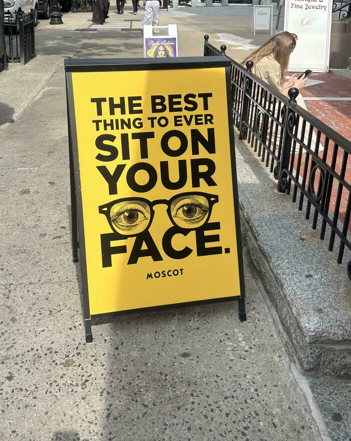 89 Chaotic Signs Spotted In The Wild That Made People Question Reality 89 Chaotic Signs Spotted In The Wild That Made People Question Reality