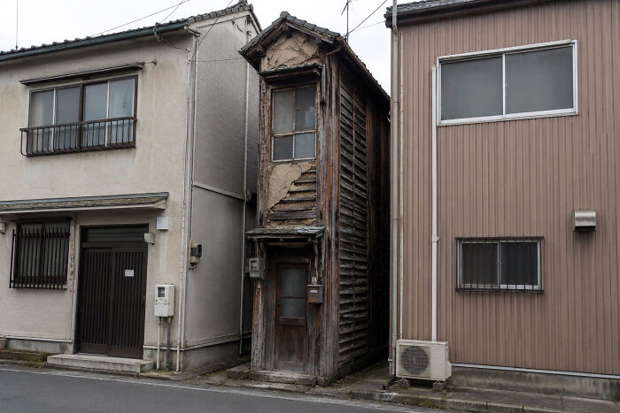 71 Urban Landscapes So Bleak They Look Like Humanity Gave Up Halfway Through (New Pics)