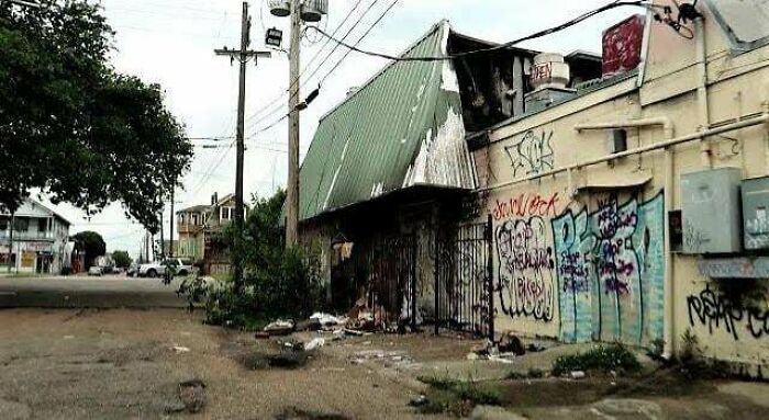 71 Urban Landscapes So Bleak They Look Like Humanity Gave Up Halfway Through (New Pics)