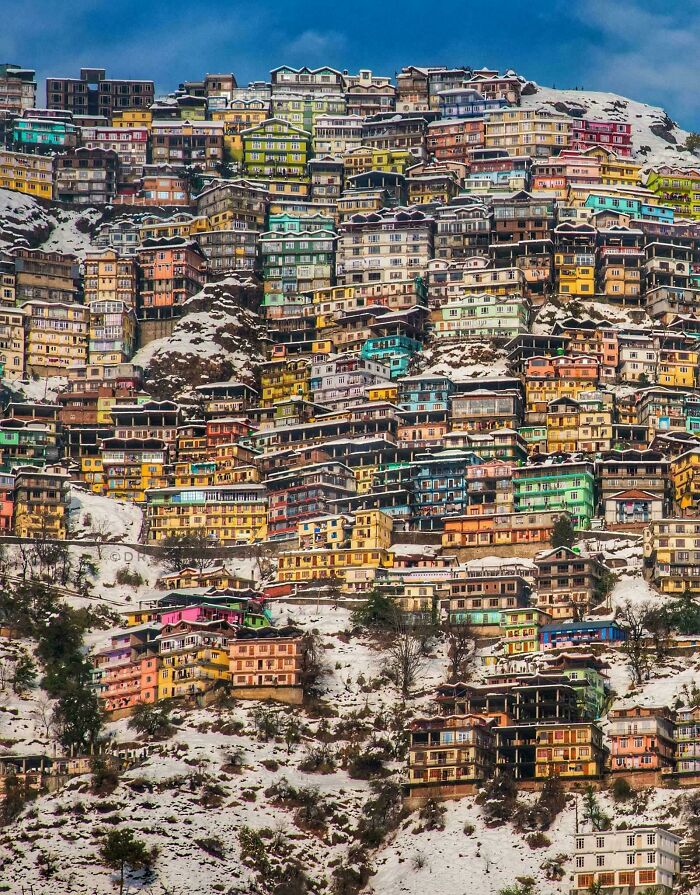 71 Urban Landscapes So Bleak They Look Like Humanity Gave Up Halfway Through (New Pics)