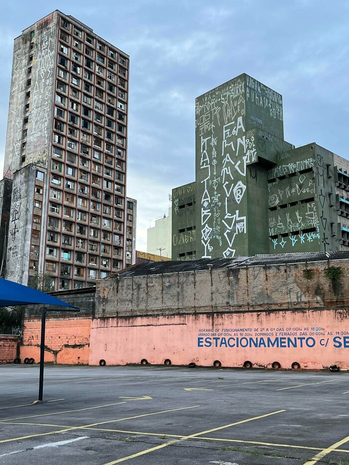 71 Urban Landscapes So Bleak They Look Like Humanity Gave Up Halfway Through (New Pics)