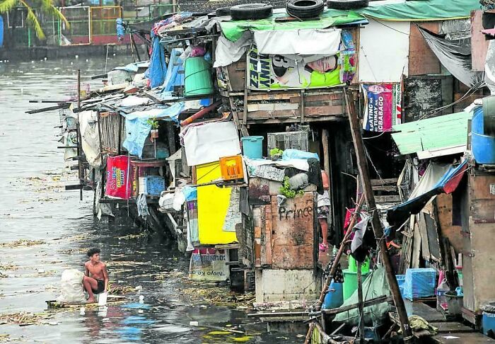 71 Urban Landscapes So Bleak They Look Like Humanity Gave Up Halfway Through (New Pics)