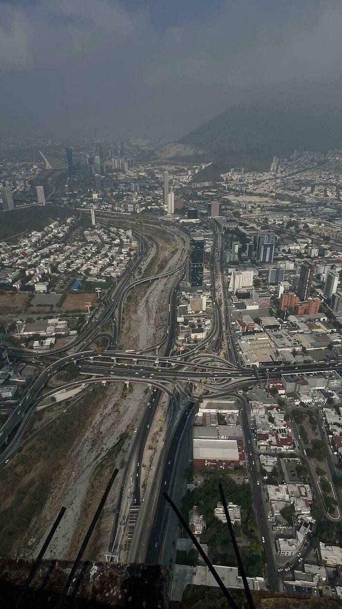 71 Urban Landscapes So Bleak They Look Like Humanity Gave Up Halfway Through (New Pics)