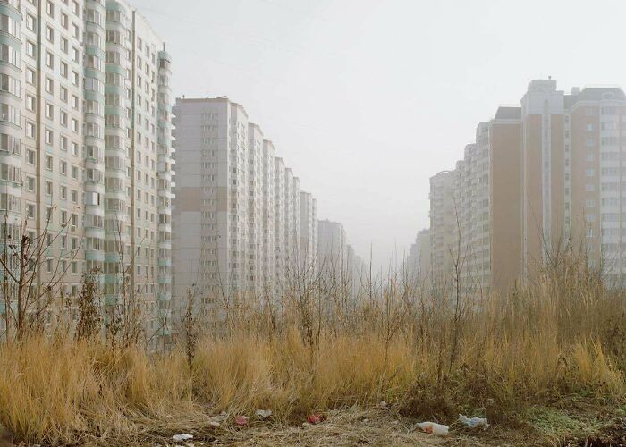 71 Urban Landscapes So Bleak They Look Like Humanity Gave Up Halfway Through (New Pics)
