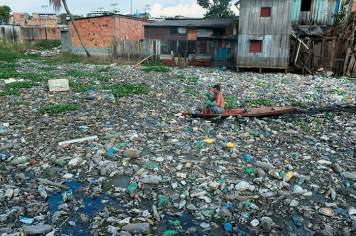71 Urban Landscapes So Bleak They Look Like Humanity Gave Up Halfway Through (New Pics)