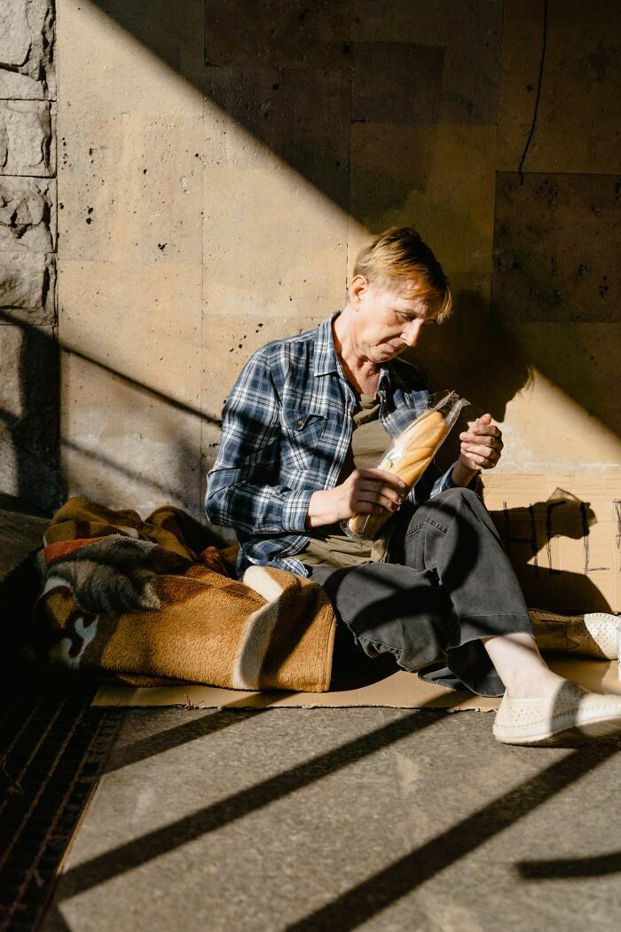 60 Simple Joys People No Longer Take Pleasure In As They Were Ruined After Becoming Mainstream