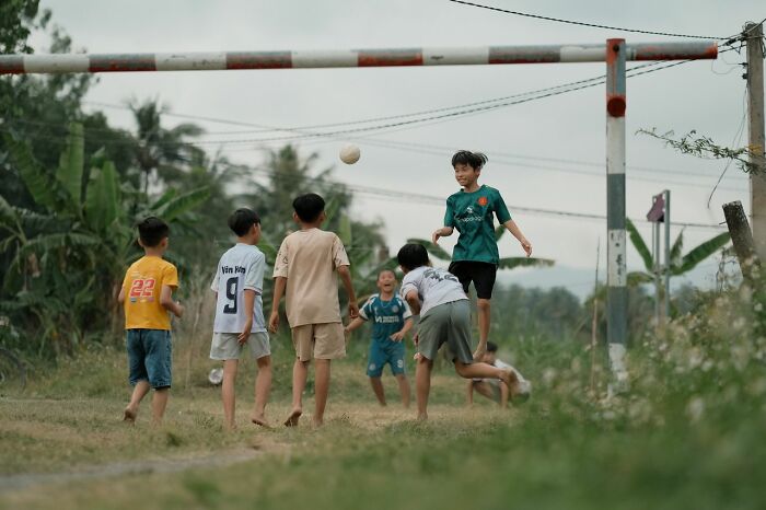 60 Simple Joys People No Longer Take Pleasure In As They Were Ruined After Becoming Mainstream