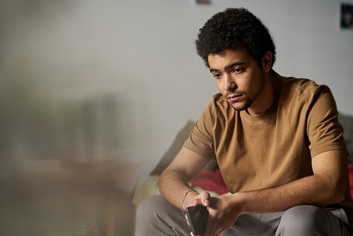 Man Refuses To Feel Bad After Not Saving His Half-Siblings From Foster Care Man Refuses To Feel Bad After Not Saving His Half-Siblings From Foster Care