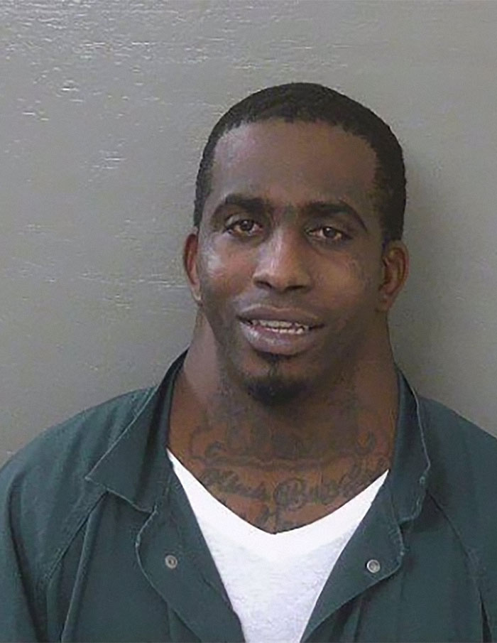 Here’s What Florida “Wide Neck” Man Is Up To Today, 8 Years After His Mugshot Went Viral Here’s What Florida “Wide Neck” Man Is Up To Today, 8 Years After His Mugshot Went Viral