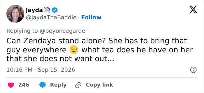 Hollywood Star’s Awkward Interaction With Zendaya’s Stylist Sparks Intense Scrutiny Hollywood Star’s Awkward Interaction With Zendaya’s Stylist Sparks Intense Scrutiny