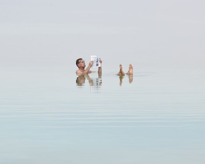 This Photographer Uses Negative Space To Turn Beach Scenes Into Minimalist Art (30 Pics) This Photographer Uses Negative Space To Turn Beach Scenes Into Minimalist Art (30 Pics)