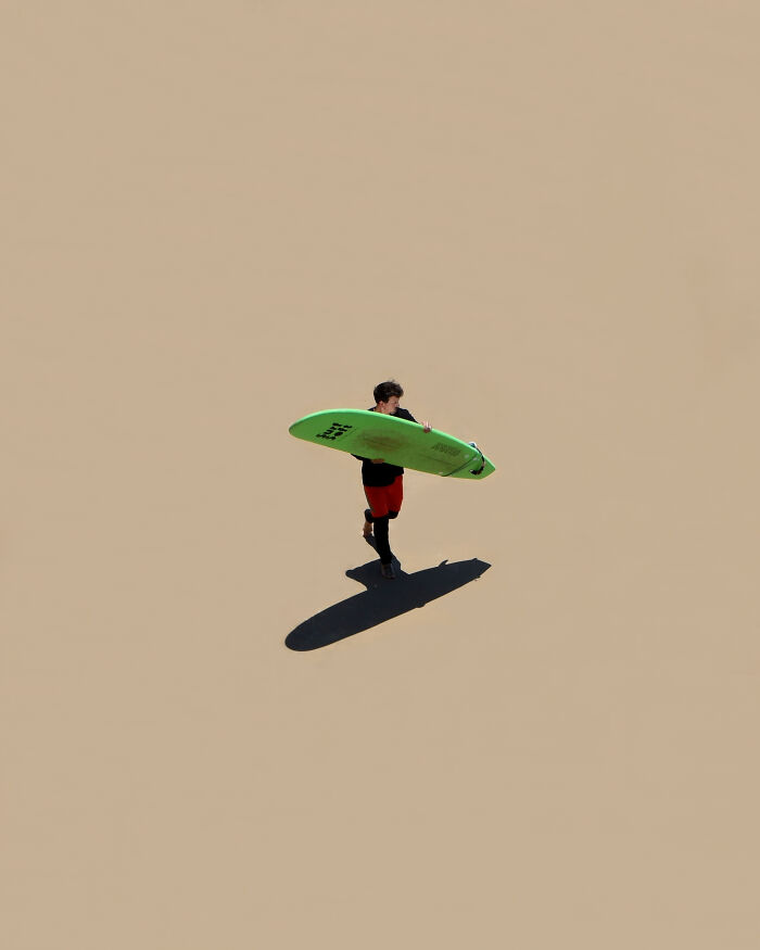This Photographer Uses Negative Space To Turn Beach Scenes Into Minimalist Art (30 Pics) This Photographer Uses Negative Space To Turn Beach Scenes Into Minimalist Art (30 Pics)