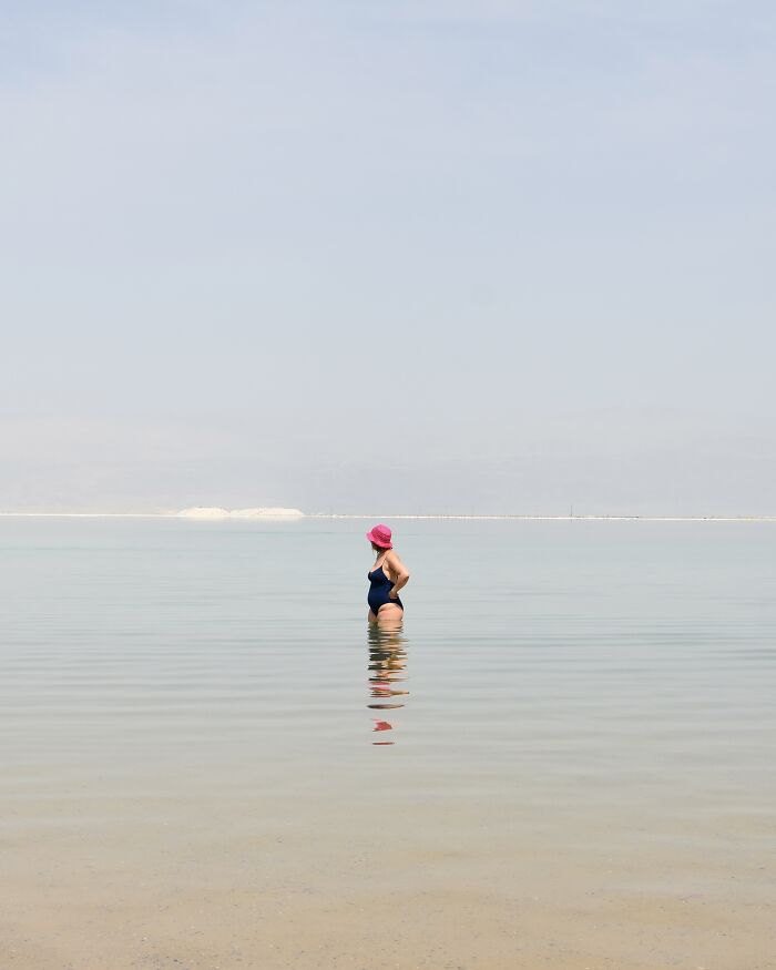 This Photographer Uses Negative Space To Turn Beach Scenes Into Minimalist Art (30 Pics) This Photographer Uses Negative Space To Turn Beach Scenes Into Minimalist Art (30 Pics)