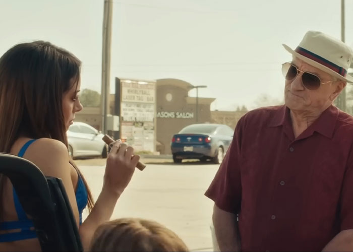 Aubrey Plaza’s Story About Director’s Request During Her Intimate Scene With Robert De Niro Is Going Viral Again Aubrey Plaza’s Story About Director’s Request During Her Intimate Scene With Robert De Niro Is Going Viral Again