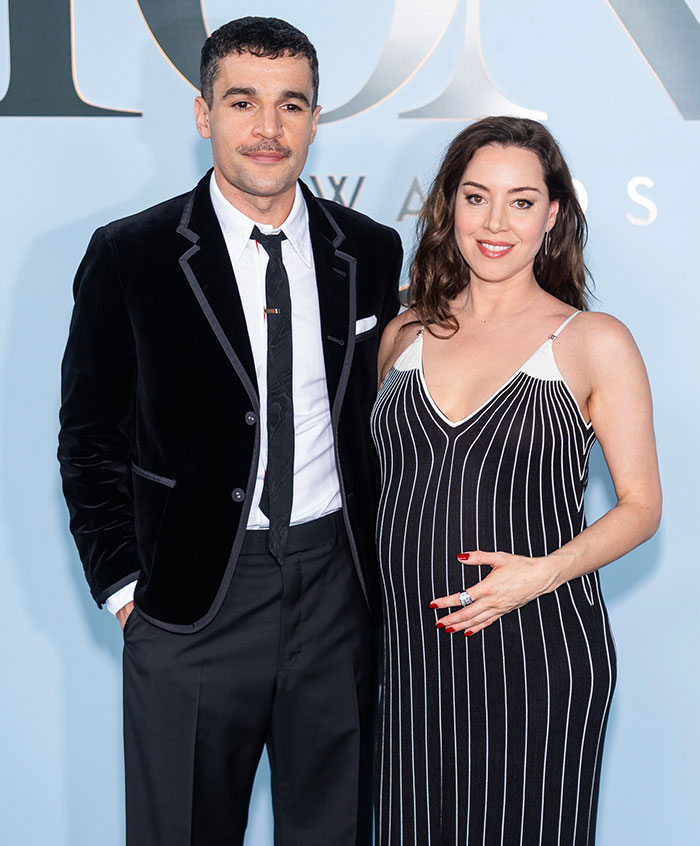Aubrey Plaza’s Story About Director’s Request During Her Intimate Scene With Robert De Niro Is Going Viral Again Aubrey Plaza’s Story About Director’s Request During Her Intimate Scene With Robert De Niro Is Going Viral Again