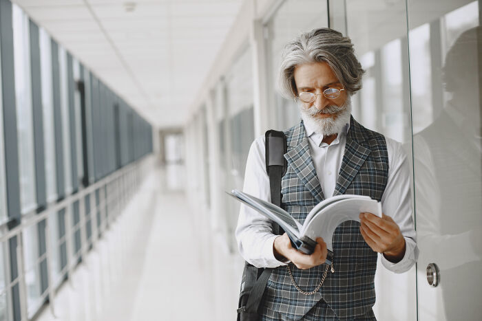 78 Expected And Surprising Life Paths The Smartest Kids In Their Class Took After Finishing School 78 Expected And Surprising Life Paths The Smartest Kids In Their Class Took After Finishing School