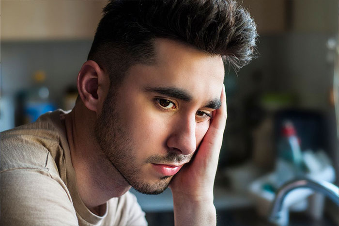 Man Dumps GF Over Her Choice Of Friend And The Internet Validates His Reasoning