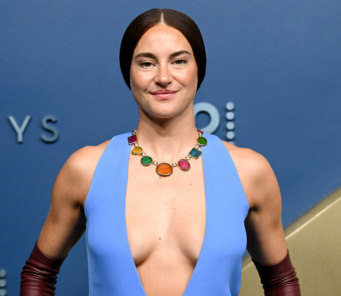 Shailene Woodley’s Stylist Claps Back At Fierce Backlash Over Her Emmys Outfit: “Wish She Didn’t Say Anything” Shailene Woodley’s Stylist Claps Back At Fierce Backlash Over Her Emmys Outfit: “Wish She Didn’t Say Anything”