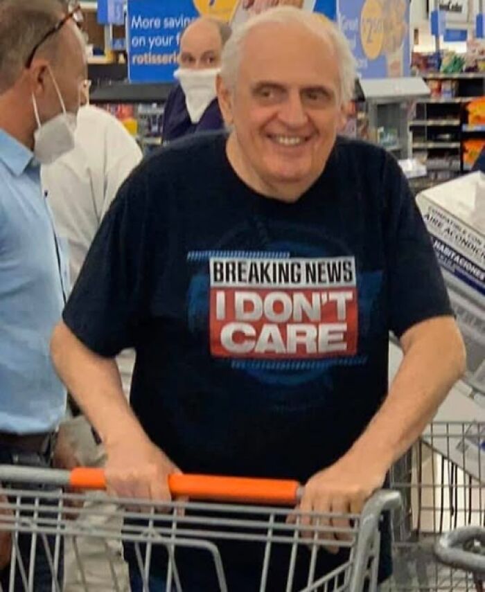 61 Ridiculous And Unhinged T-Shirts That Might Make You Wonder Who Made Them 61 Ridiculous And Unhinged T-Shirts That Might Make You Wonder Who Made Them