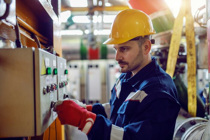 69 Workplace Rules That Exist Because Someone Did Something Truly Unhinged 69 Workplace Rules That Exist Because Someone Did Something Truly Unhinged