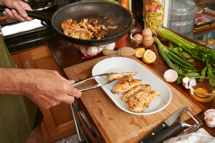 Woman’s Unreasonable Expectation For Her Marriage Surfaces After Spouse Refuses Vegetarian Diet Woman’s Unreasonable Expectation For Her Marriage Surfaces After Spouse Refuses Vegetarian Diet