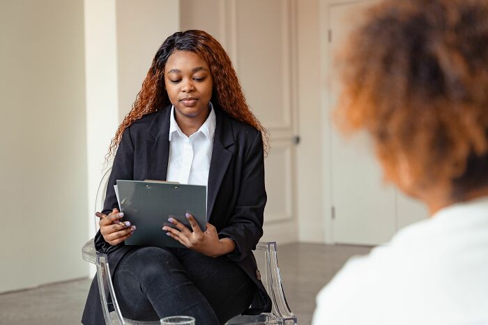 65 Therapists Explain Exactly How They Found Out They Had A Sociopath In Front Of Them 65 Therapists Explain Exactly How They Found Out They Had A Sociopath In Front Of Them