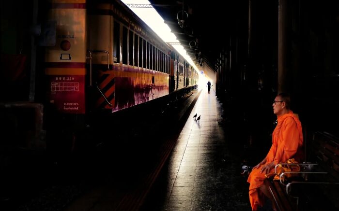 The Art Of Noticing Everyday Life Without Being Seen By This Indonesian Photographer (52 Pics) The Art Of Noticing Everyday Life Without Being Seen By This Indonesian Photographer (52 Pics)