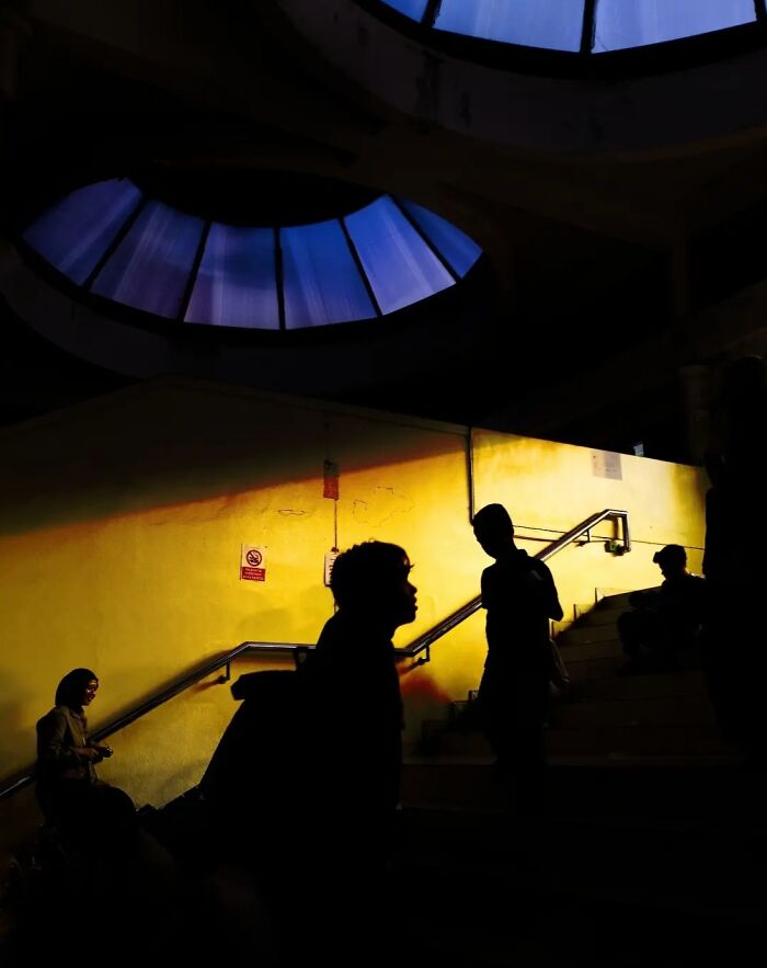 The Art Of Noticing Everyday Life Without Being Seen By This Indonesian Photographer (52 Pics) The Art Of Noticing Everyday Life Without Being Seen By This Indonesian Photographer (52 Pics)