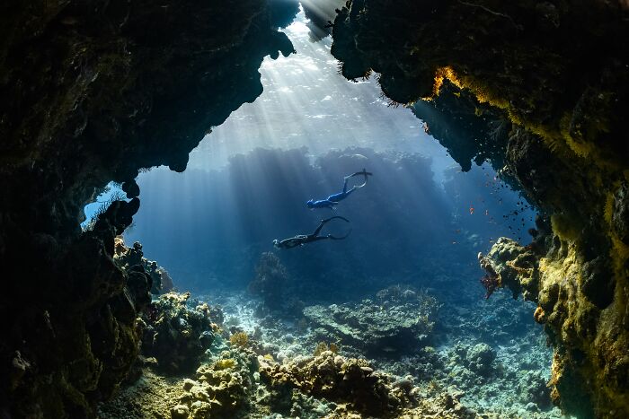 Diver Solves Mystery Behind Eerie Remote Pacific Island That Shows Up As Black Hole On Google Maps Diver Solves Mystery Behind Eerie Remote Pacific Island That Shows Up As Black Hole On Google Maps