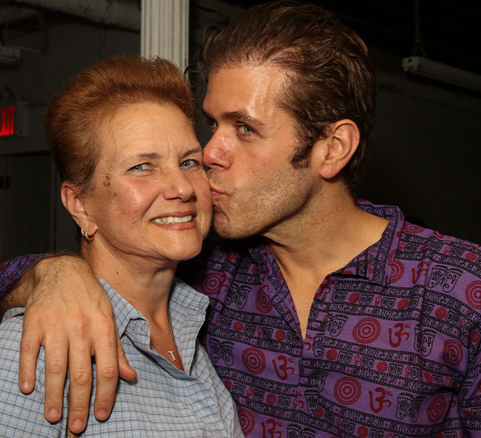 Perez Hilton’s Family Launches GoFundMe To Help Raise His Kids, Amid Reports Of Permanent ‘Disfigurement’ And Fresh Concerns Perez Hilton’s Family Launches GoFundMe To Help Raise His Kids, Amid Reports Of Permanent ‘Disfigurement’ And Fresh Concerns